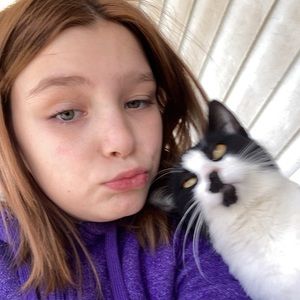 Meet your Posher, Pamela